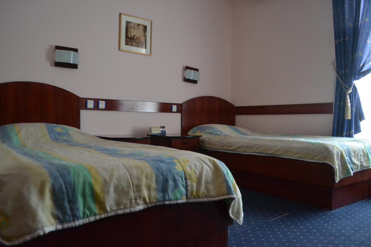 Hotel Mimoza Куманово Экстерьер фото