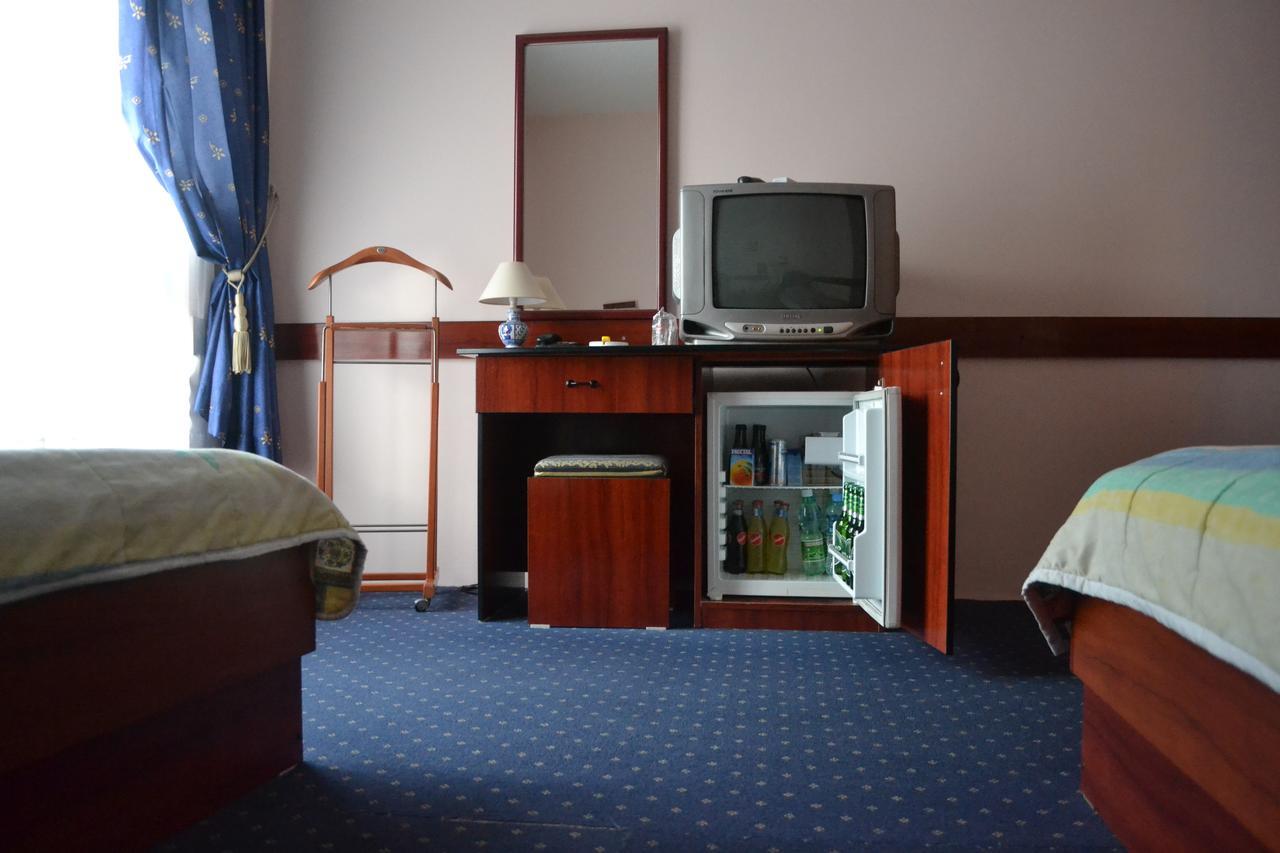 Hotel Mimoza Куманово Экстерьер фото